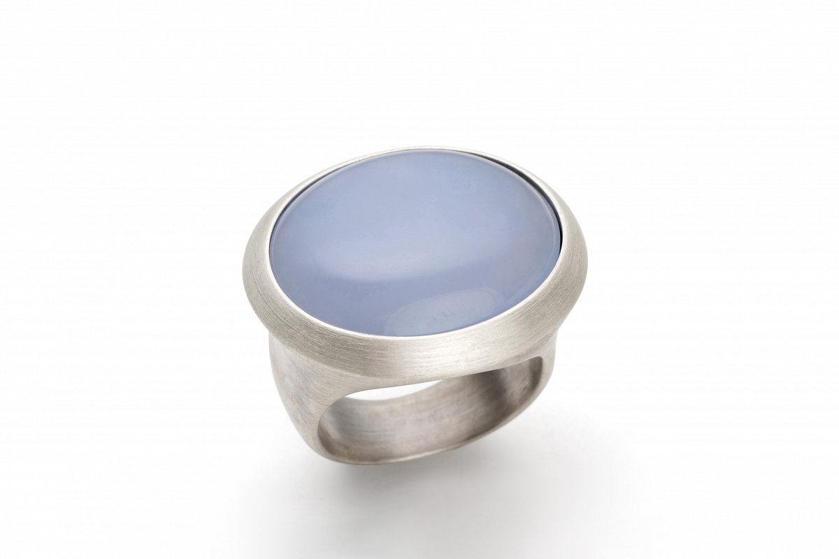 Ring mit Chalcedon