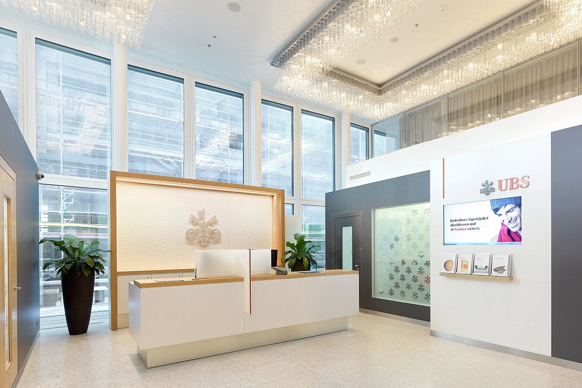 UBS Basel Novartis Campus Schalter